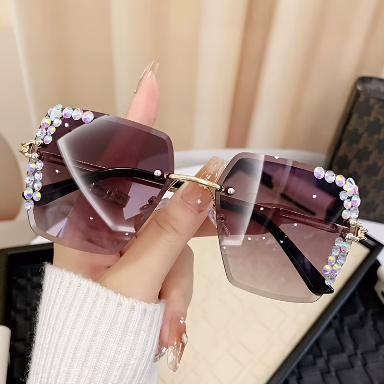 Rimless Square Fashionable Women Glasses with a Starry Design, featuring a Shape and Embellished with Glitter and Rhinestones.
