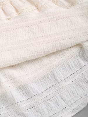 Ladies High-Waisted Mini Skirt Stylish and Comfortable Step into Bold Sophistication with This High-Waisted Mini Skirt Statement Style & Empowered Edge