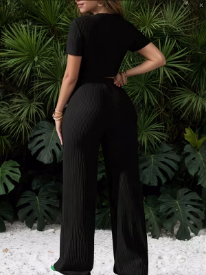 Textured Cropped Tee — High-Waist Fit